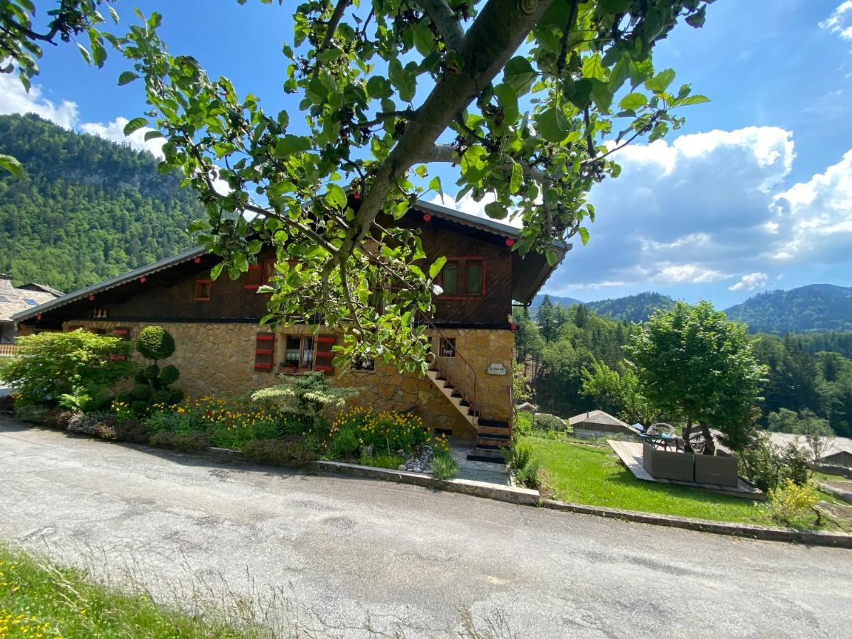 Chalet Genepi มงทริองด์ ภายนอก รูปภาพ