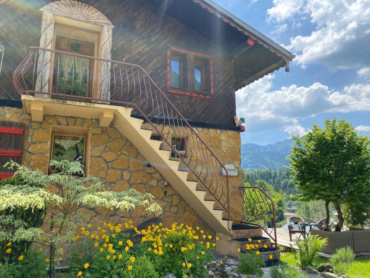 Chalet Genepi มงทริองด์ ภายนอก รูปภาพ