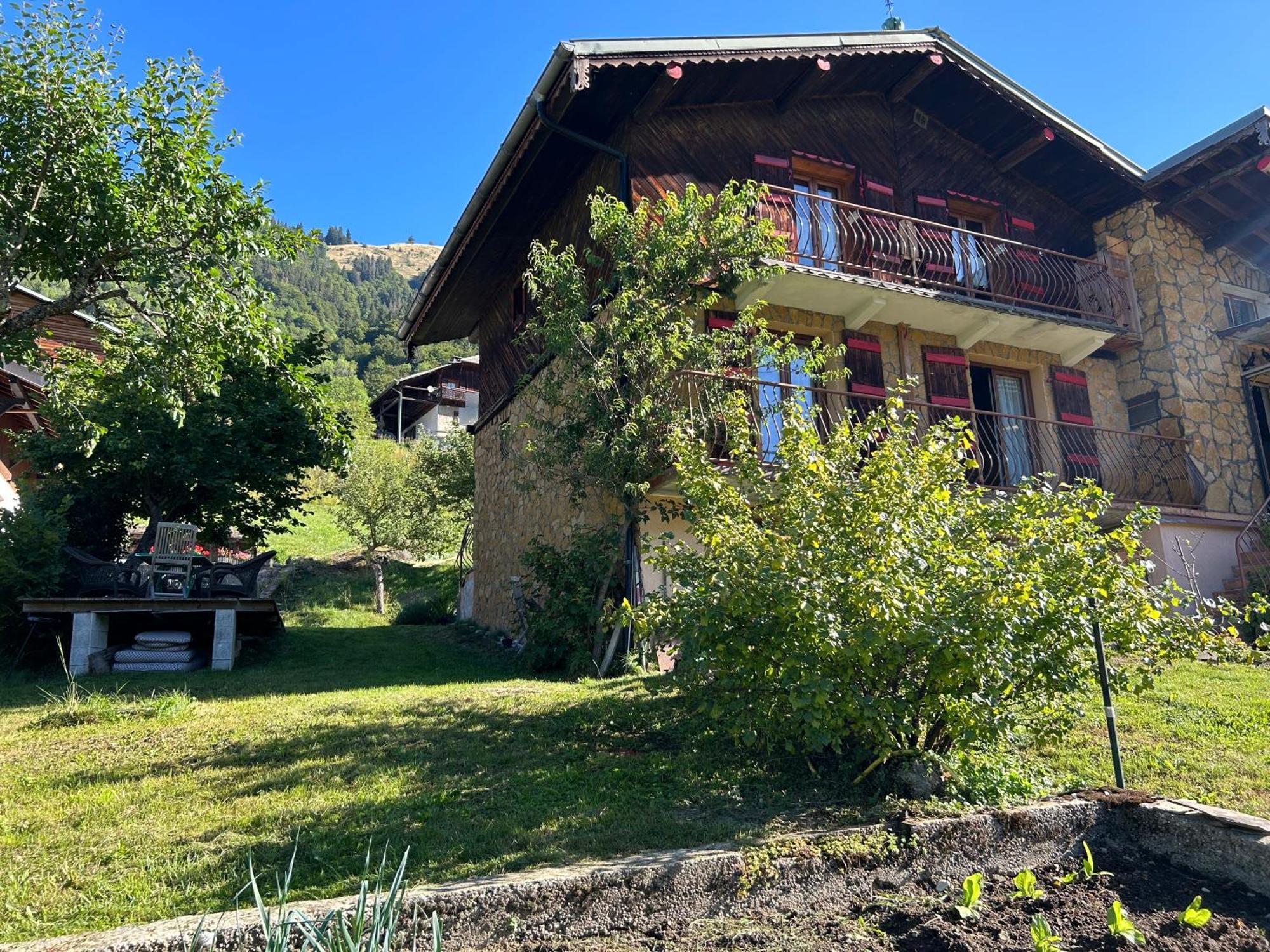 Chalet Genepi มงทริองด์ ภายนอก รูปภาพ