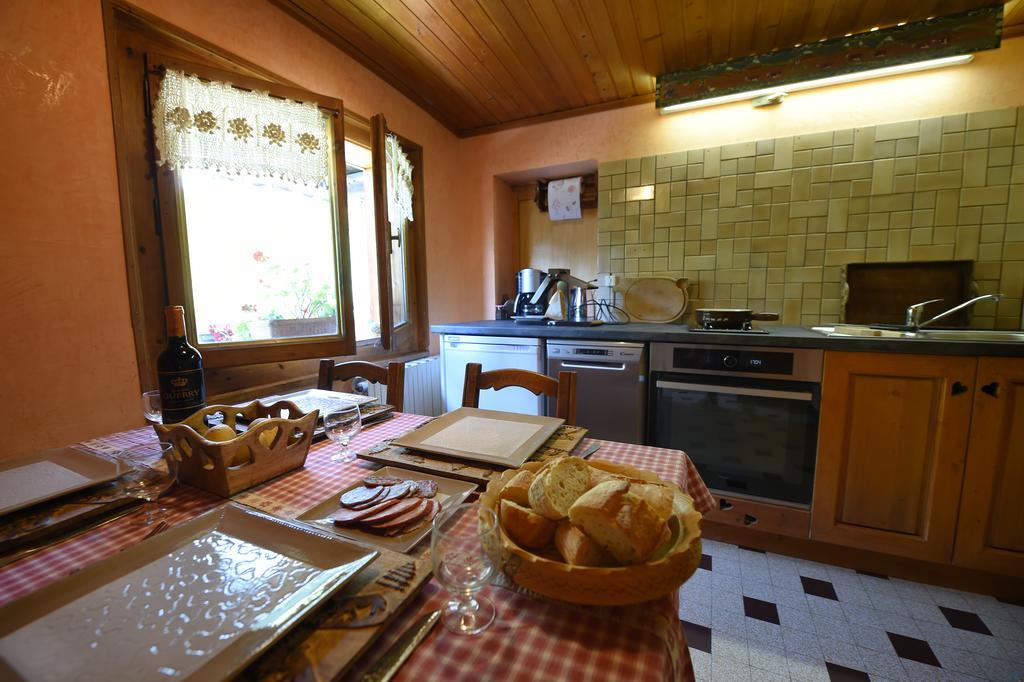 Chalet Genepi มงทริองด์ ภายนอก รูปภาพ